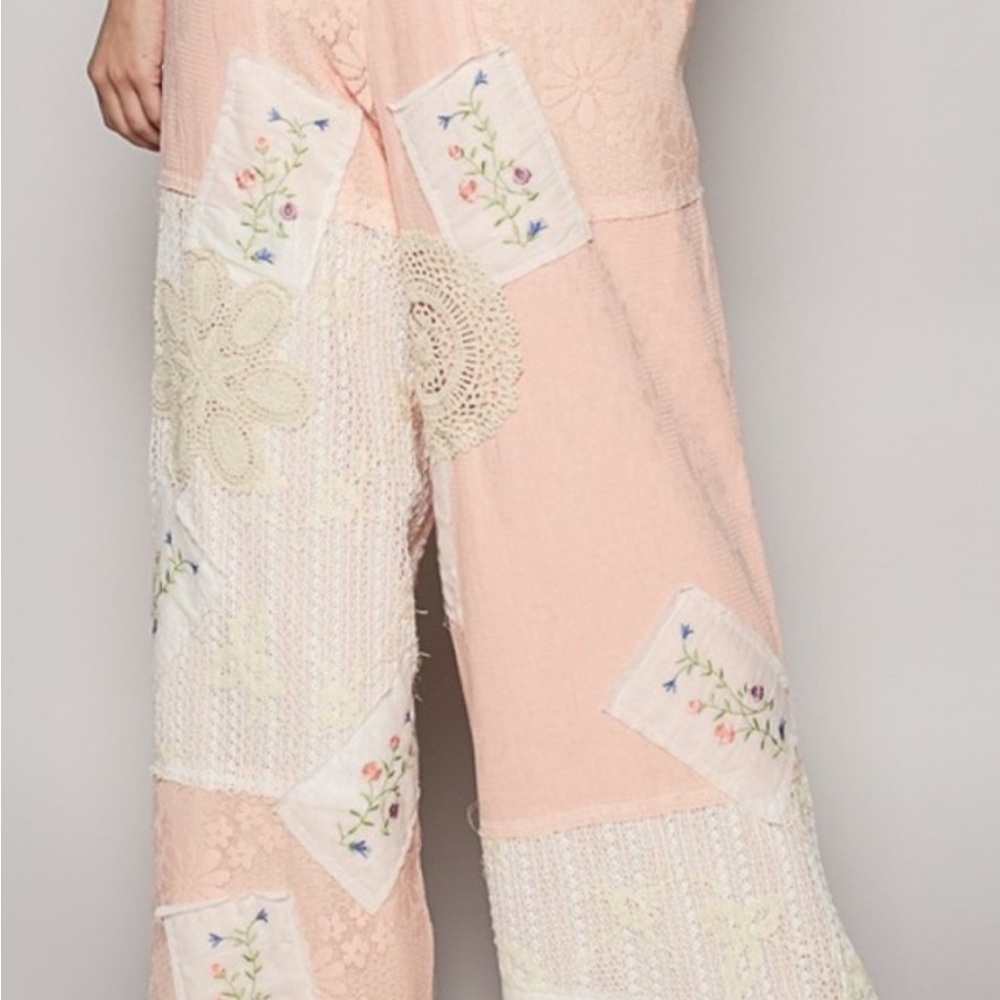 POL Soft Pink Patchwork Wide-Leg Pants with Lace & Embroidery - Picture 4 of 8